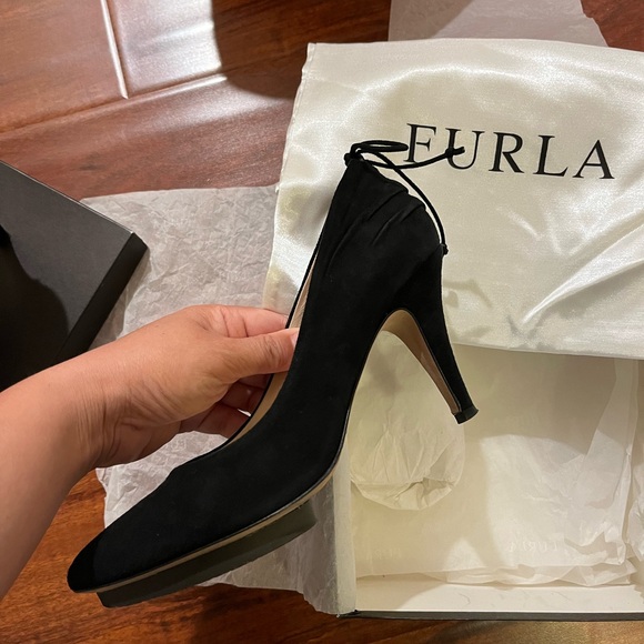 Furla Black Suede Pumps Great Condition - Picture 5 of 11
